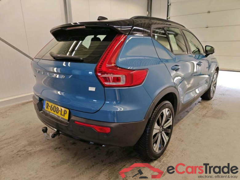 VOLVO XC40 Recharge Core 70 kWh #2