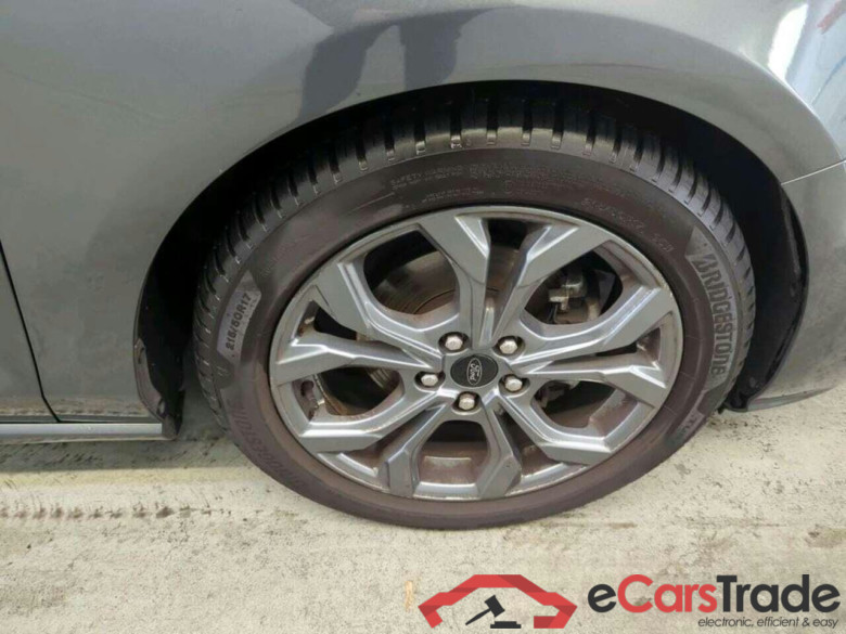 FORD Focus Wagon 1.0 EBH ST Line #5