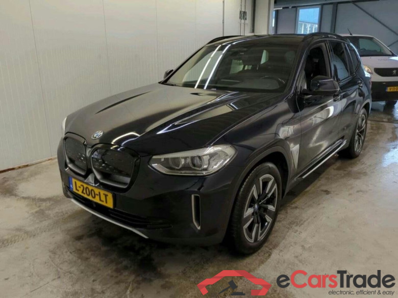 BMW iX3 Executive #1