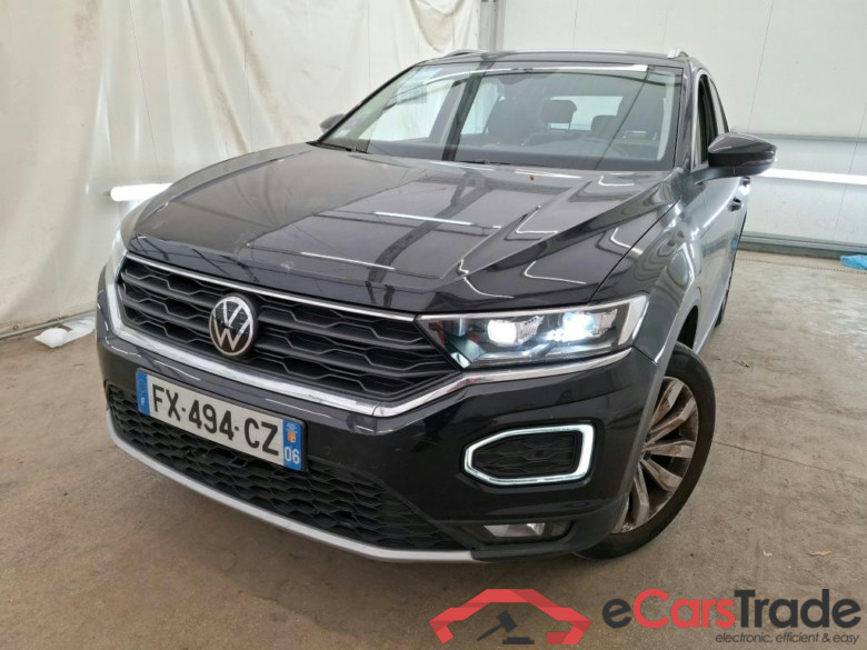 VOLKSWAGEN T-Roc / 2017 / 5P / SUV 1.5 TSI 150 EVO CARAT DSG7