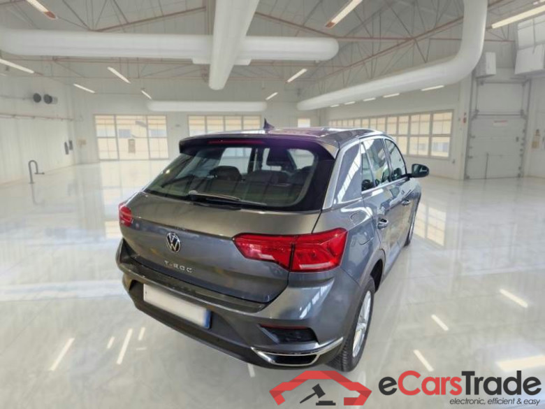 VOLKSWAGEN T-ROC / 2017 / 5P / SUV 1.5 TSI ACT BUSINESS DSG #2