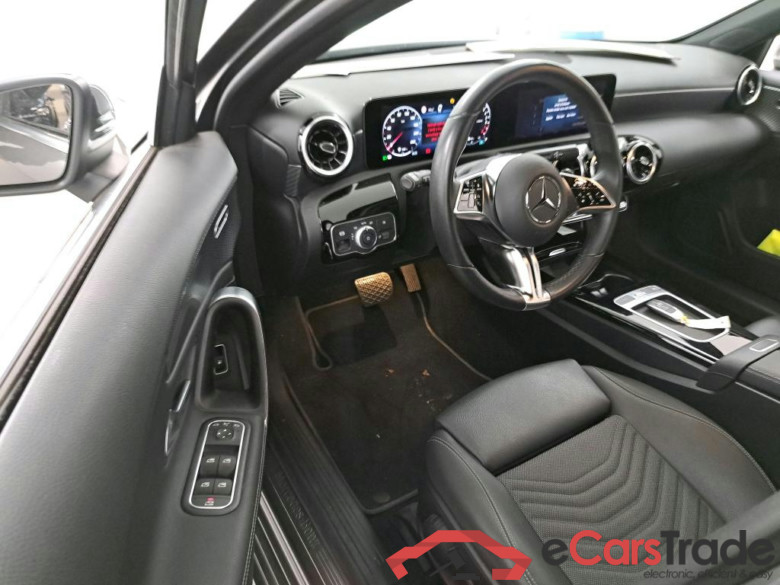 MERCEDES-BENZ A-CLASS 1.3 A 250 E PHEV BUSINESS LINE DCT #5