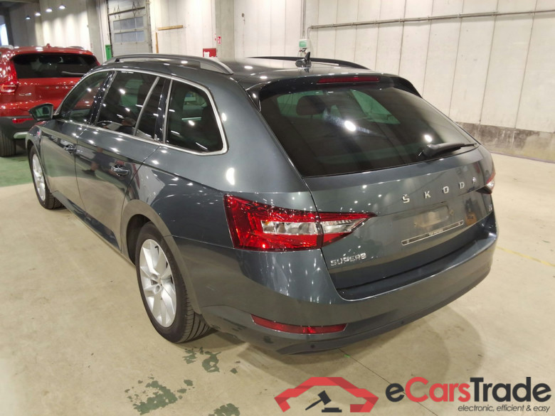 SKODA SUPERB COMBI 1.4 TSI PHEV 160KW DSG6 CLEVER #4