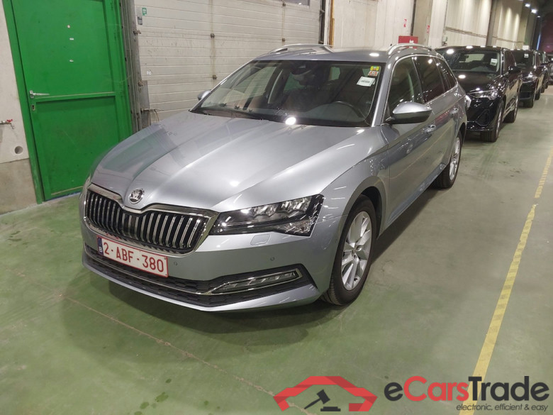 SKODA SUPERB COMBI 2.0 CRTDI 90KW DSG7 STYLE