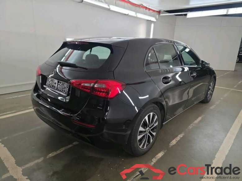 Mercedes A-Klasse A-Klasse A 180 Business Solution Essential 100kW/136pk  5D/P Auto-7 #4