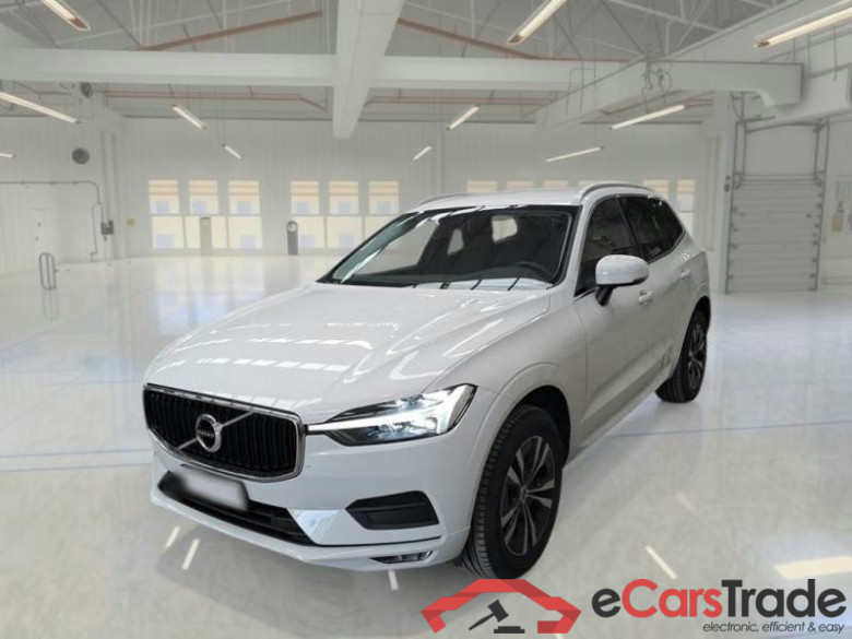 VOLVO XC60 / 2017 / 5P / SUV B4 D AWD AUTOMATICO MOMENTUM PRO