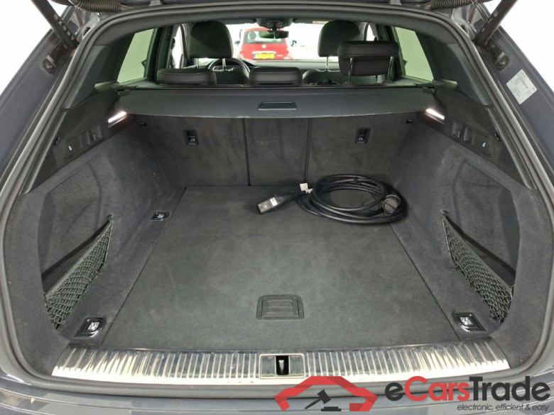 AUDI Q8 e-tron 55 e-tron quattro S edition Competition 5D 300kW #5