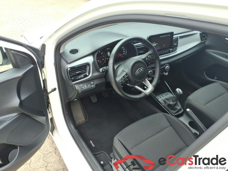 KIA Rio  #5
