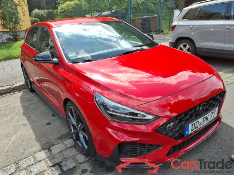 HYUNDAI i30 