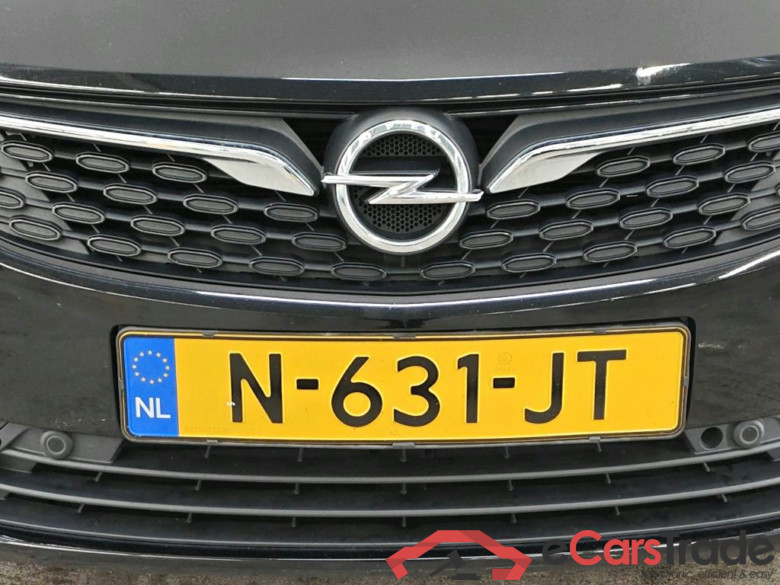 Opel Astra Sports Tourer 1.2 turbo 96kW Design & Tech 5d #5