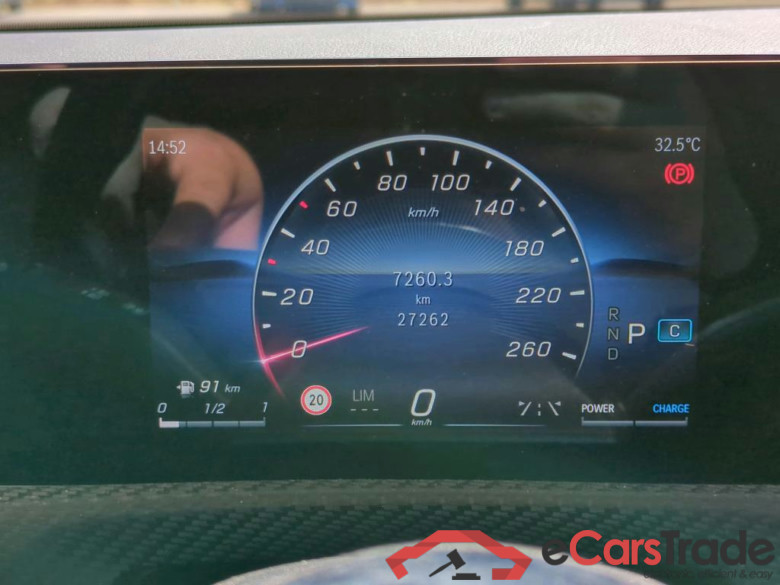 MERCEDES-BENZ CLA 180 Shooting Brake 7G-DCT Entry 5d 100kW #5