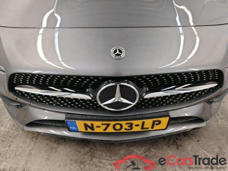 MERCEDES-BENZ CLA-klasse 200 Bus. Sol. AMG #4
