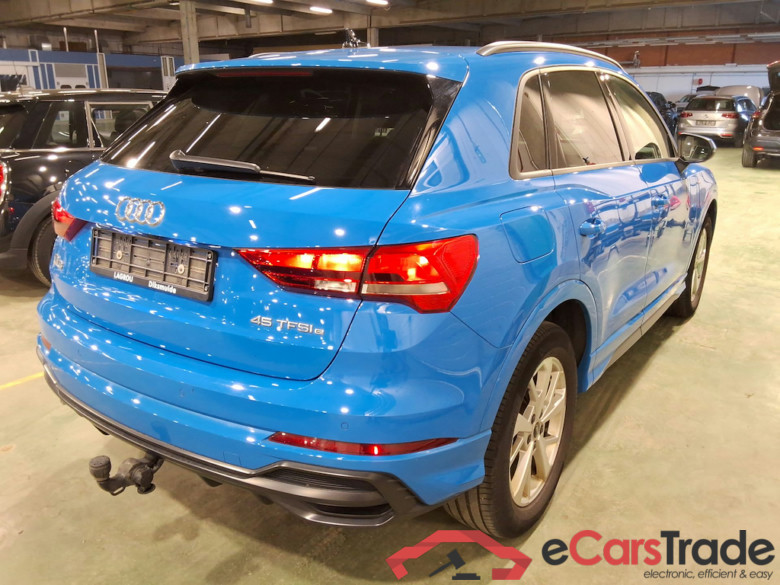 AUDI Q3 1.4 45 TFSI E S TRONIC S LINE #4