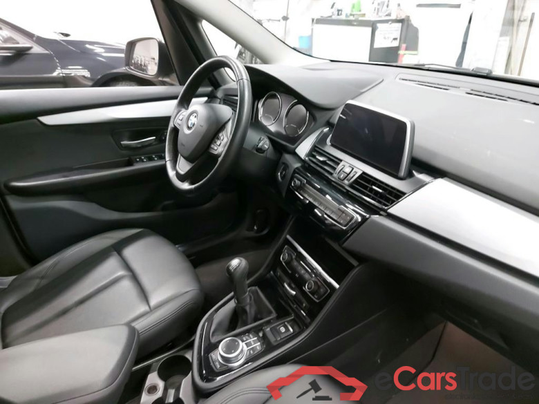 BMW - BMW 2 GRAN TOURER 216d 116PK Advantage Pack Business & Travel & Light & LED Headlights & Rear Camera & 7 Seating Capacity #3