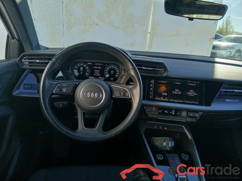 AUDI A3 / 2020 / 5P / berlina con portón Sportback 30 TFSI 81kW (110CV) S tronic #3