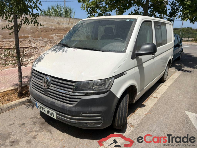 VOLKSWAGEN Transporter / 2020 / 4P / combi Mixto Corto TN 2.0 TDI 110kW BMT DSG