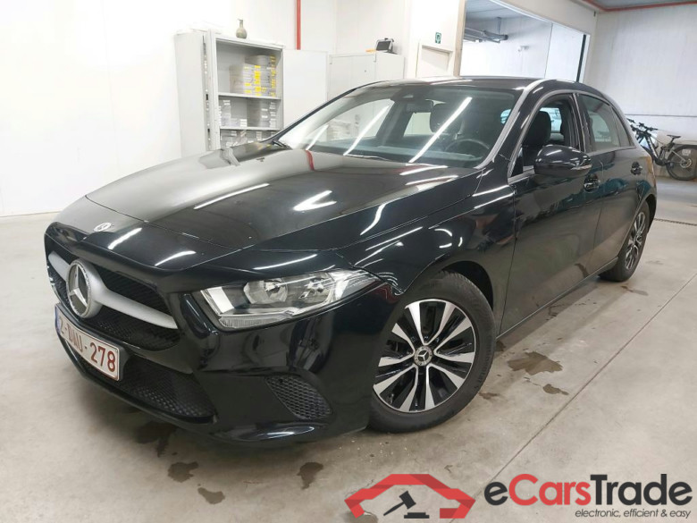 MERCEDES - MER A 180 d 116PK DCT Essential Line