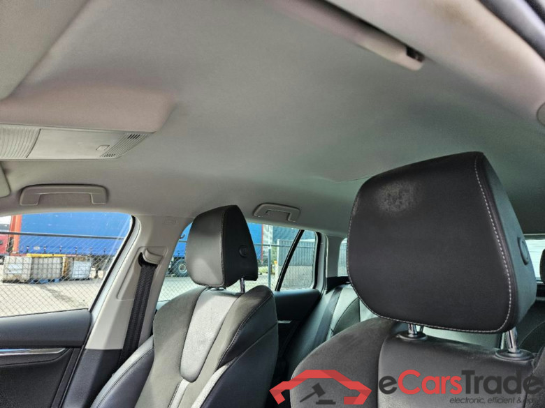 SKODA Octavia Combi 81 kW #6