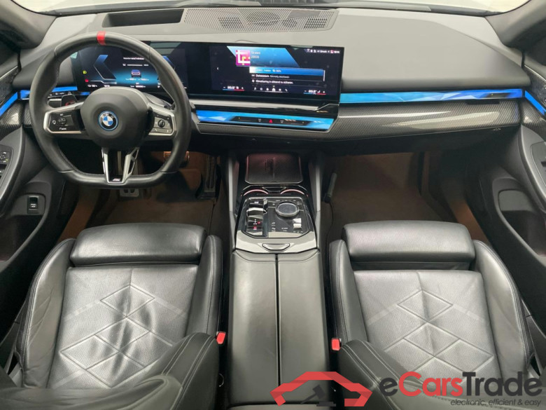 BMW i5 M60 xDrive 84 kWh #6