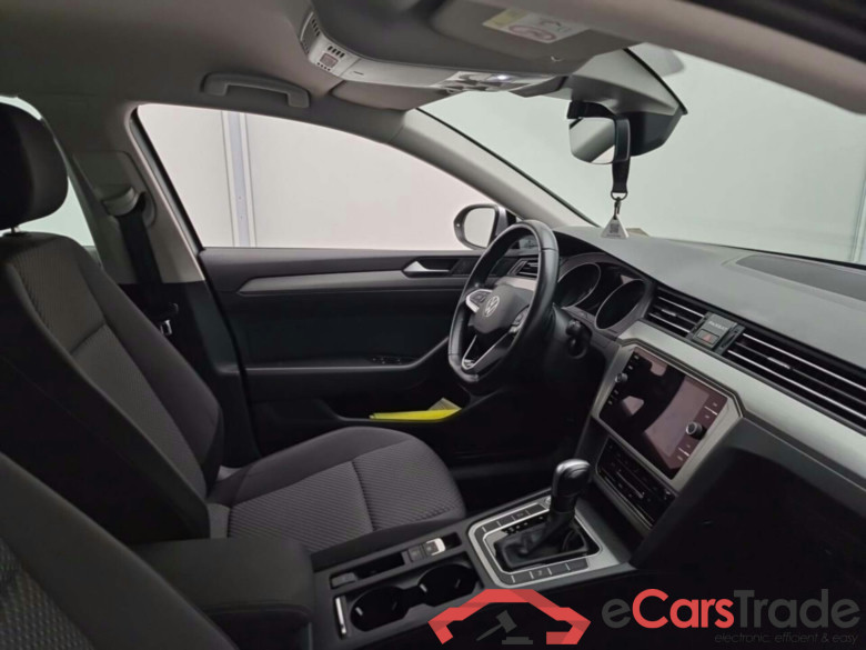 VOLKSWAGEN PASSAT VARIANT 2.0 TDI TRENDLINE #3