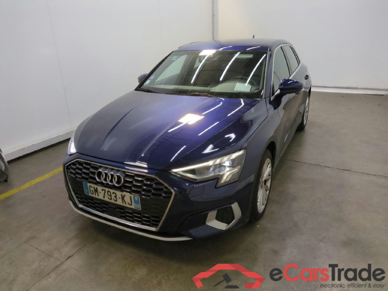 AUDI A3 Sportback / 2020 / 5P / Berline 35 TFSI 150 MHEV S Tronic Design Luxe #1