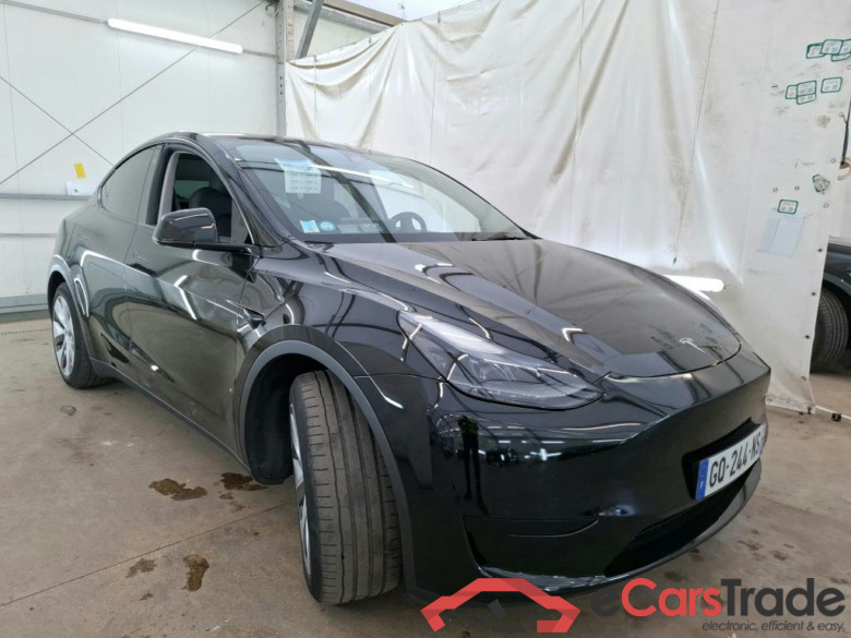 TESLA Model Y / 2021 / 5P / SUV RWD #5