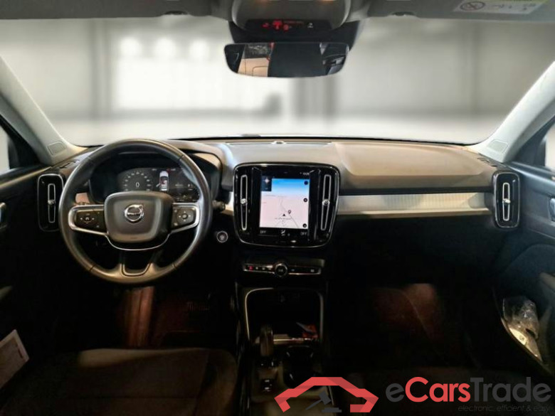 VOLVO XC40 / 2017 / 5P / SUV T5 PLUG-IN HYBRID AUTO RECH INSCRIP EXPR #3