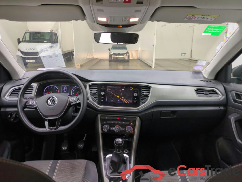 VOLKSWAGEN T-Roc / 2017 / 5P / SUV 1.0 TSI 110 LOUNGE BUSINESS #5