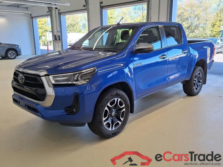 Toyota Hilux 2.4 D-4D 4x4 Comfort 5PL LED Navi Klima PDC ... #1