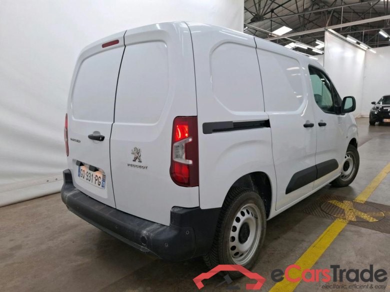 PEUGEOT Partner / 2018 / 4P / Fourgonnette Taille M 950kg BlueHDi 100 S&S BVM6 #3