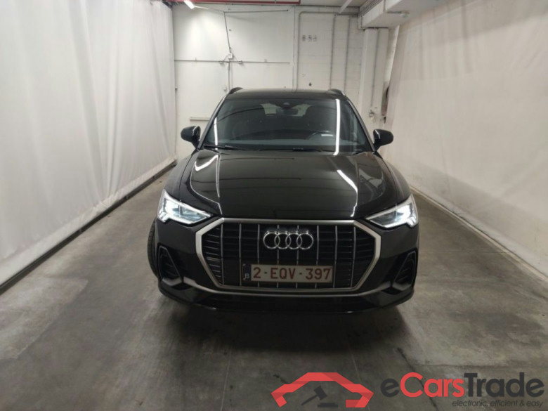 Audi Q3 35 TFSI S tronic Sport Edition 5d #5