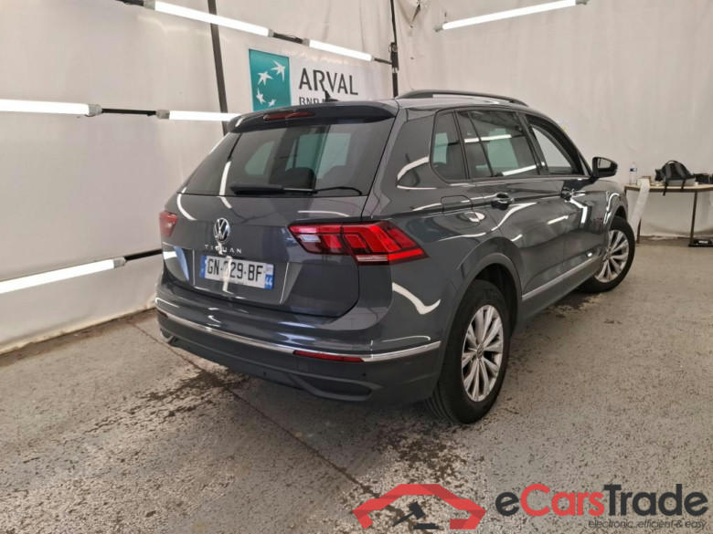 VOLKSWAGEN Tiguan / 2020 / 5P / SUV 1.5 TSI 150 DSG7 LIFE BUSI #3