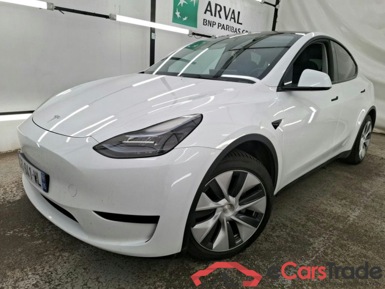 TESLA Model Y / 2021 / 5P / SUV RWD #1
