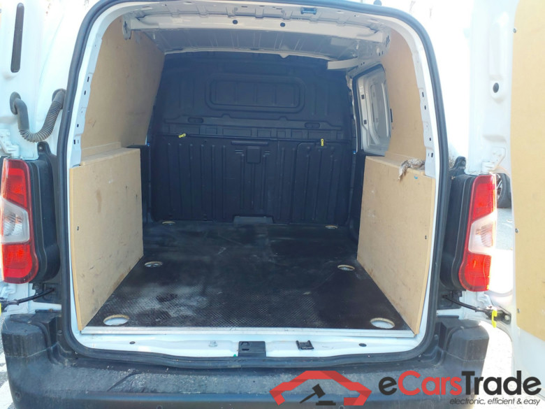 CITROËN Berlingo  CITROËN Berlingo  VAN M 950 HDI 100 BVM6 + PACK CHANTIER + CABINE EXTENSO +ECRAN 8 POUCES + CAMERA RECUL #2