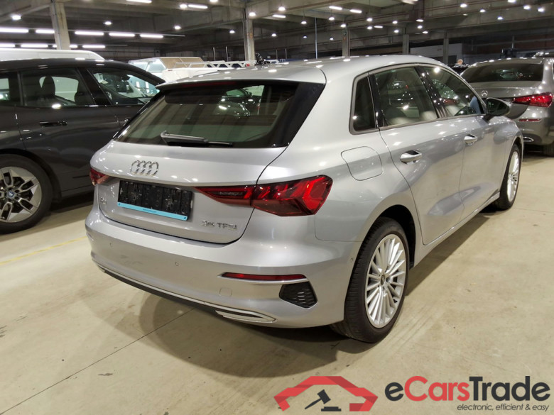 AUDI A3 SPORTBACK 1.5 35 TFSI 110KW ADVANCED #4