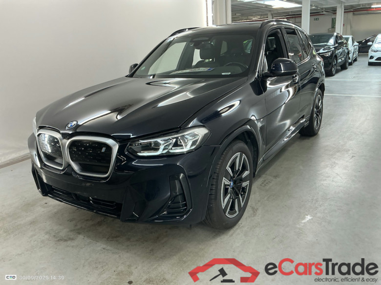 BMW IX3 80KWH AUTO