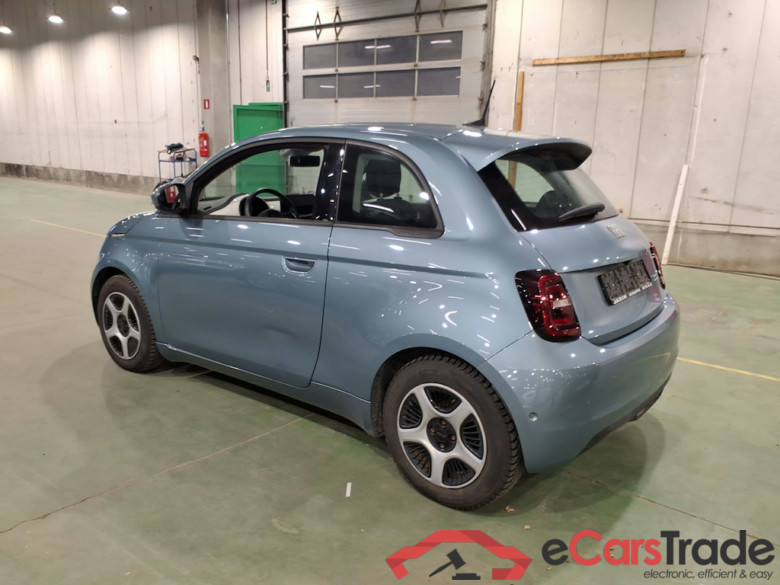 FIAT 500 42KWH PASSION #2