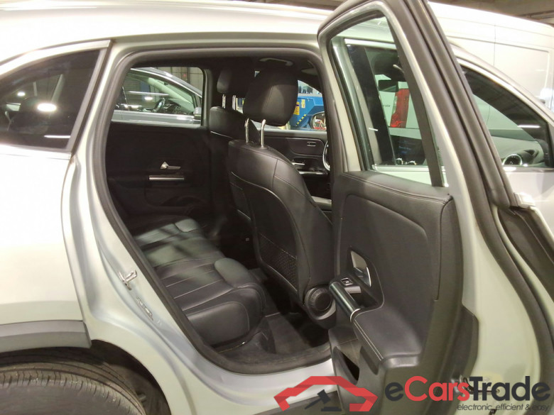 MERCEDES-BENZ GLA 2.0 GLA 200 D DCT BUSINESS SOLUTION #5