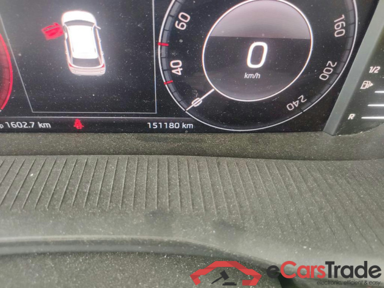 SKODA Kamiq / 2019 / 5P / todoterreno 1.0 TSI 81kW (110CV) DSG Ambition (CX) #5