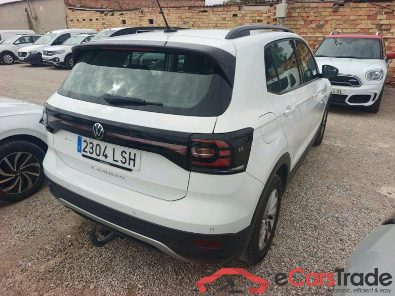 VOLKSWAGEN T-Cross / 2018 / 5P / todoterreno Advance 1.0 TSI 81kW (110CV) DSG (AC3) #2