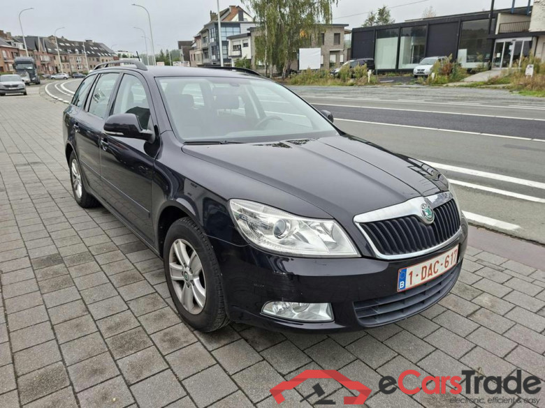 SKODA Octavia Combi SW 1.2 TSI Ambition #1