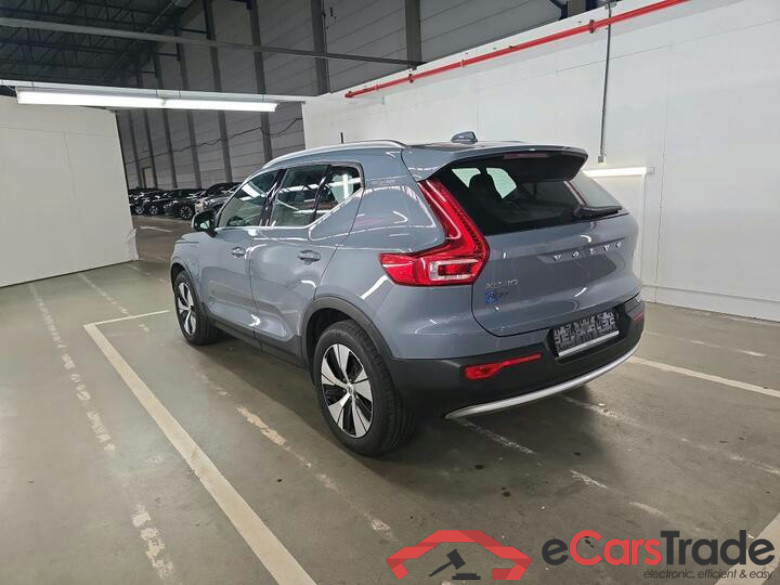 Volvo XC40 XC40 T4 PHEV Plus Bright Design Aut. (PHEV) 155kW/211pk  5D/P Auto-7 (4 seizoenen Banden) - CO2 onvolledig #3
