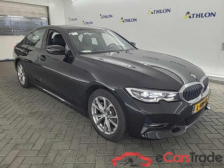 BMW 3 Serie Sedan 318dA 4D 110kW #2