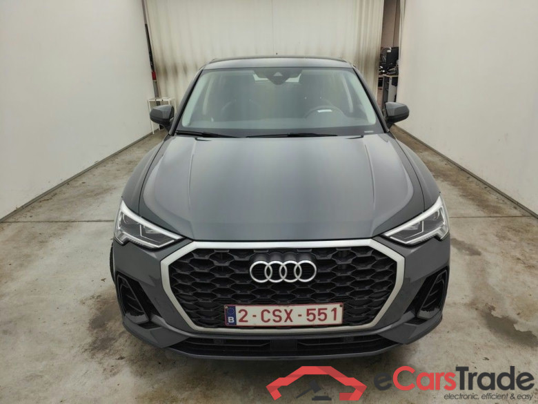 Audi Q3 Sportback 45 TFSI e S tronic 5d #5