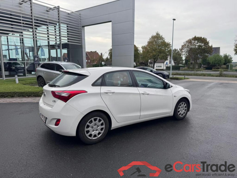 HYUNDAI i30 Dsl 1.6 CRDi Go! #4