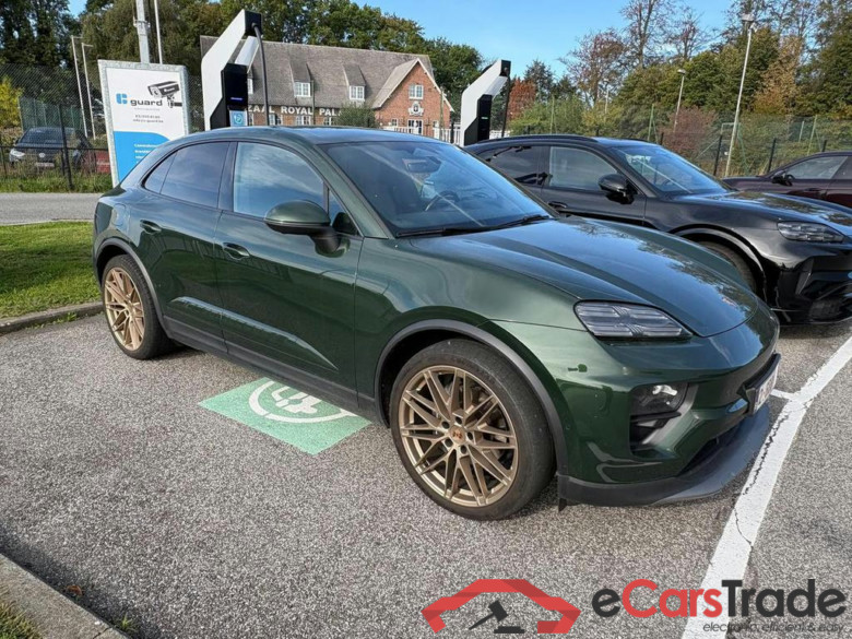 PORSCHE e-Macan Macan 4 Electric (MY24) #2