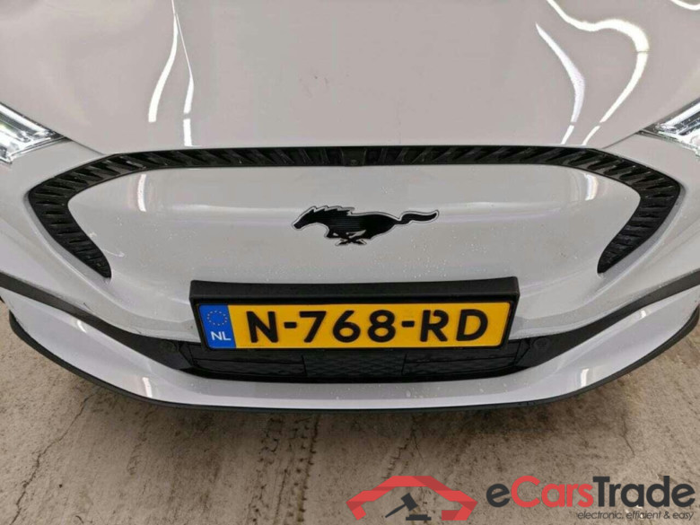 FORD Mustang Mach-E RWD 75 kWh #4