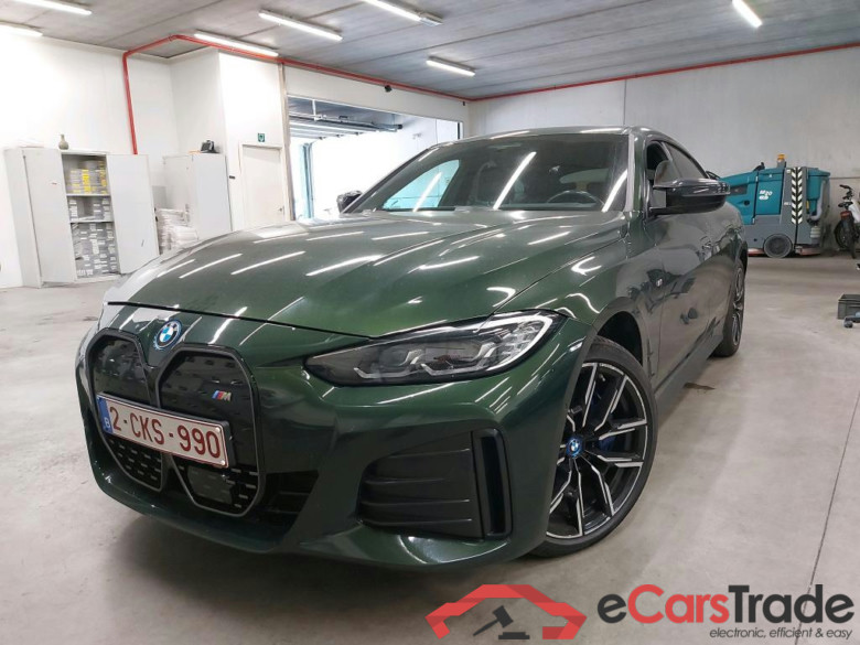 BMW I - BMW I4 M50 544PK Pack Business With Vernasca Heated Seats & Driving Assistant Pro & Heated Steering Wheel & Harman Kardon & Power Sunroof & 19 Inch Bicolor Alloy  * ELECTRIC *