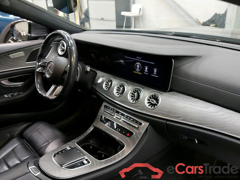 MERCEDES - MER CLS 220 d 194PK DCT AMG Line With Heated Seats & Connectivuty Navigation & 360 Camera Pack & ParkTronic & 19 Inch Alloy #3