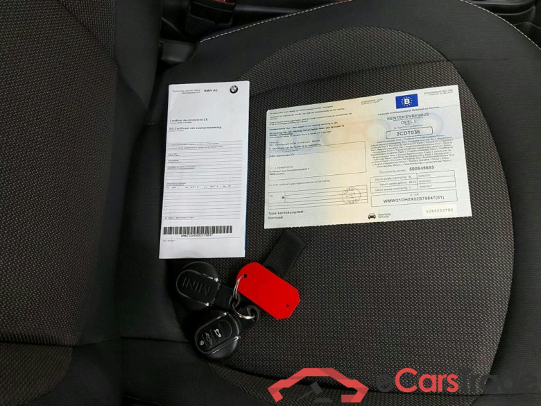 MINI - MIN One 1.5iA 102PK Starter Edition With Connected Navigation & Rear Park Sensors * PETROL * #4